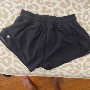 Lululemon Hotty Hot Shorts ii